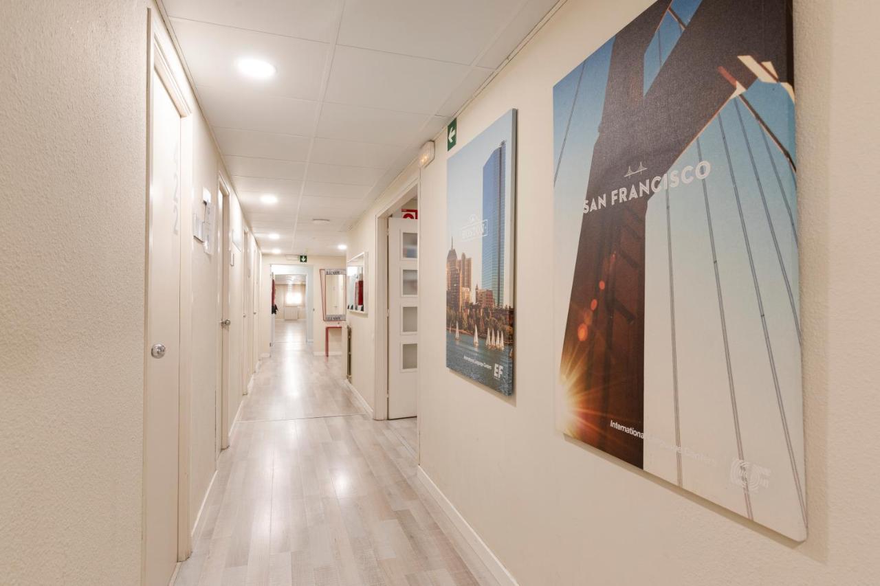 Ar Residencia Estudiantil Barcelona Exterior foto