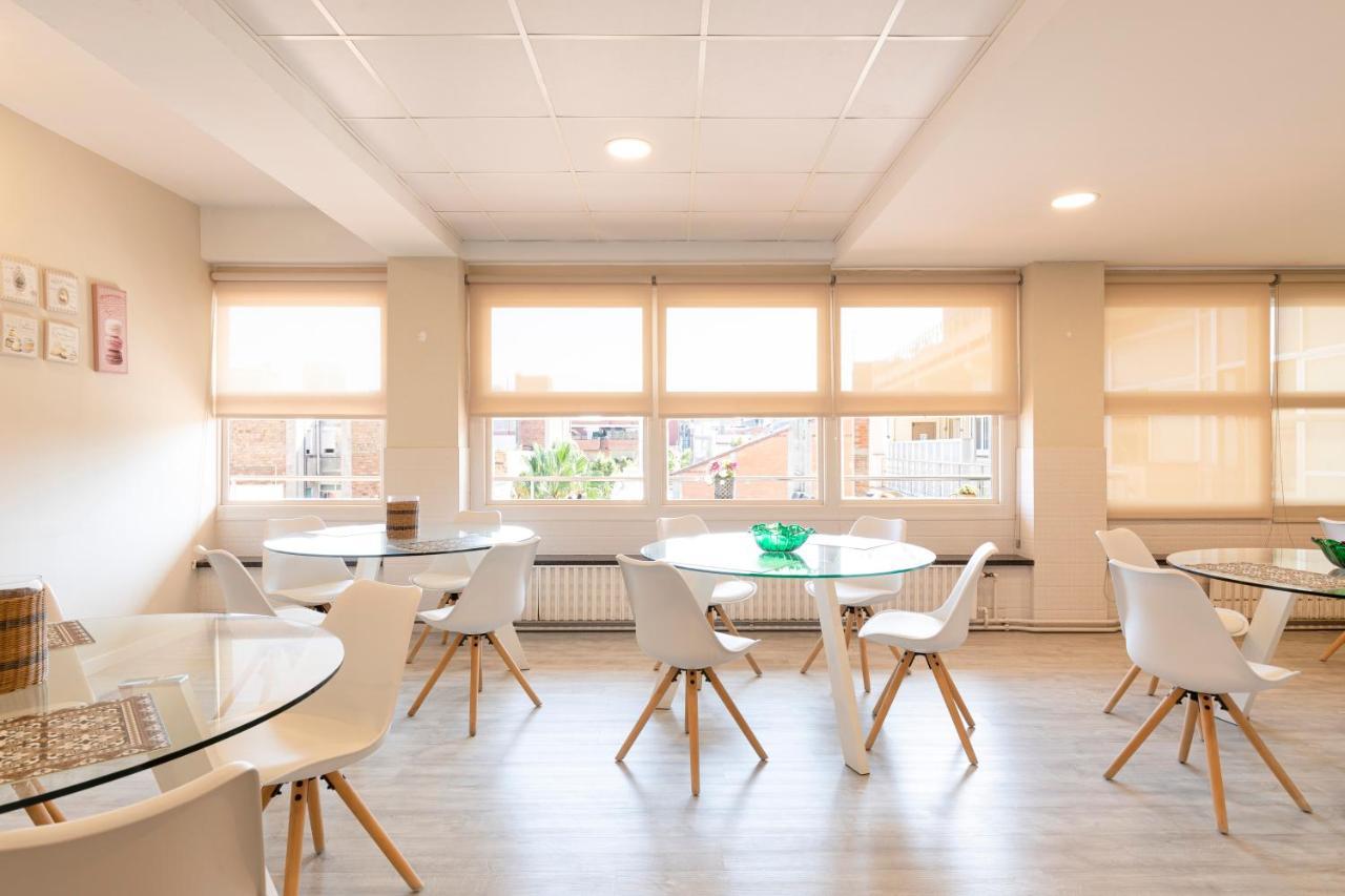 Ar Residencia Estudiantil Barcelona Exterior foto